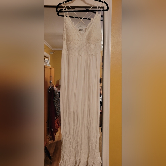 J For Justify Elegant Off-White Lace Maxi Dress   Size 1X - Picture 3 of 5